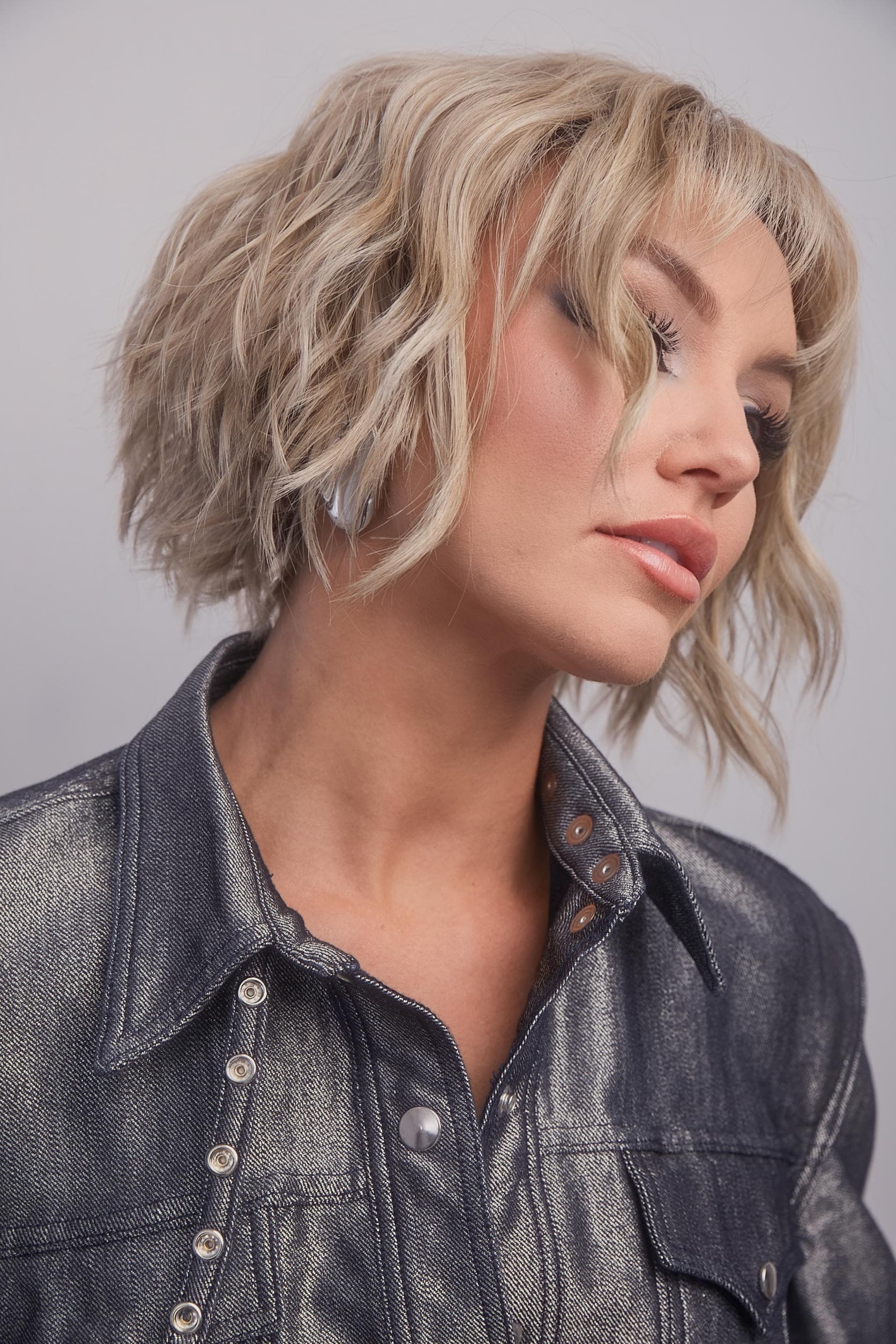 Rosanna in Buttercream Blond (Rooted)