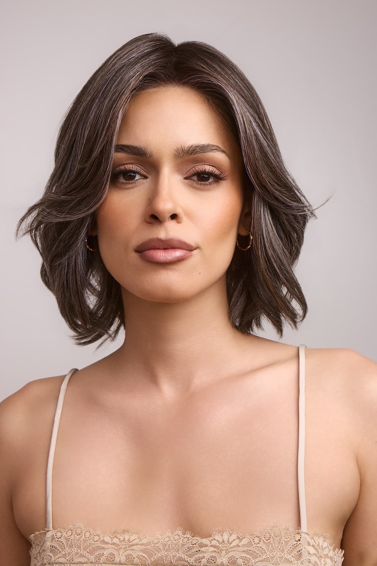 Farren in Mushroom Grey (Rooted)