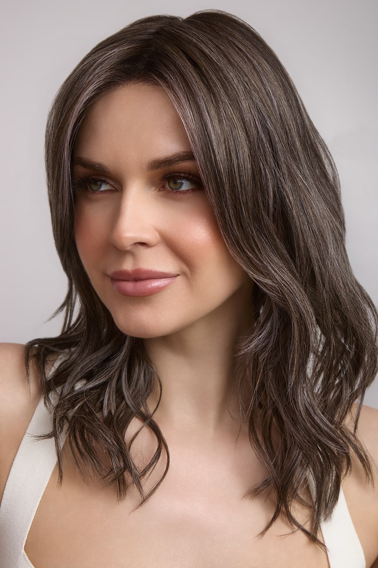Maude in Mushroom Grey (Rooted)